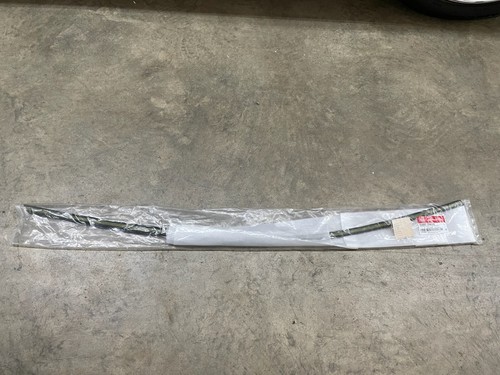 2016-2022 Kia Sportage Passenger Front Upper Molding Genuine OEM 82860 D9000