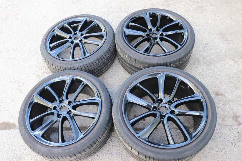 BENTLEY CONTINENTAL GT MK3 DOUBLE SPOKED GLOSS BLACK  POLISHED BBS ALLOY WHEELS - Image 2 of 4