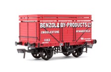 Bachmann 37-177A 7 Plank Wagon with Coke Rails 'Benzol & By-Products Ltd' Red No