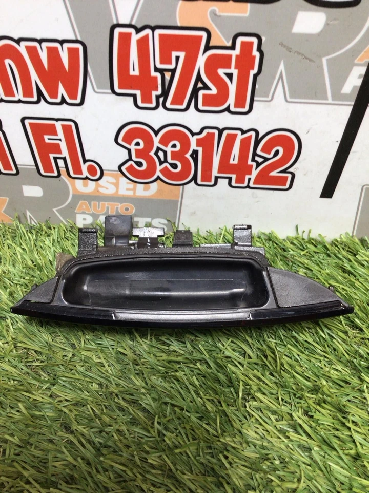 ✅ Manija de puerta exterior derecha Dodge Challenger 2023 Pn: 1mz84dx8am OEM Foto 2 de 4
