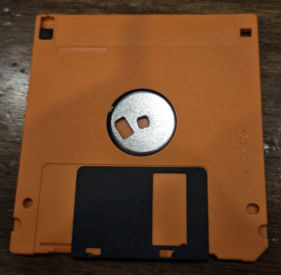 Word Rescue PC Game Retro Floppy Disc - Image 2 of 2