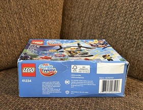 LEGO DC Super Hero Bumblebee Helicopter! NEW Sealed Retired (Damaged Box) 41234