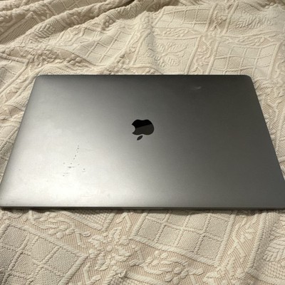 Apple MacBook Pro 15'' i7 2.6GHz 16GB 256GB SSD Touch Bar Retina Gray