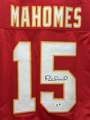 Patrick Mahomes Signed #15 Kansas City Chiefs NFL Jersey GA COA MVP SB Champ