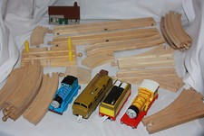 23 Piece Thomas The Train Tank Engine Wooden Train Set Molly