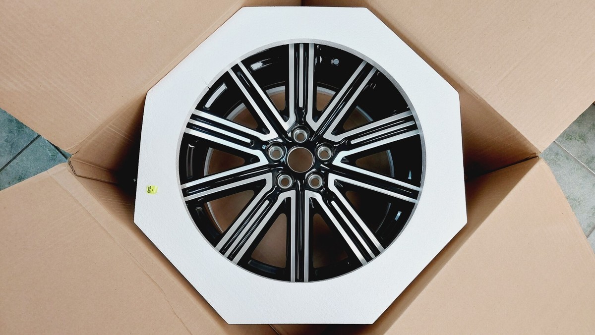 2017 2018 2019 2020 Lincoln Continental Aluminum Wheel Rim 19x8