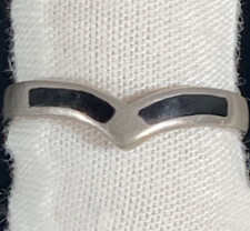 Hand Made Sterling Silver 925 Size 8 Black Onyx Gemstone Ring