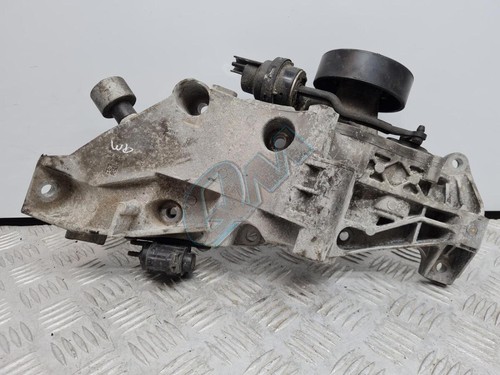 BMW Wasserkühlmittelpumpe und Stützwinkel B37 1er F20 F21 LCI 8575695