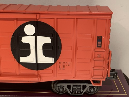 MTH PREMIER ILLINOIS CENTRAL 50’ WAFFLE BOXCAR 20-93337! O SCALE FREIGHT BOX CAR - Picture 4 of 19