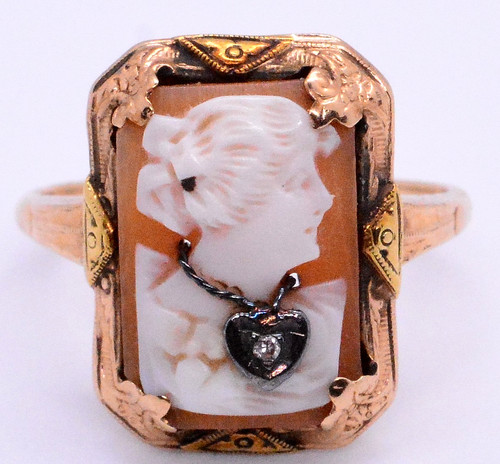 10 kt GOLD CAMEO RING, 2.4 GRAMS SIZE 5.5