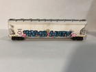 HO Scale Atlas Covered Hopper / Weathered — photo 3