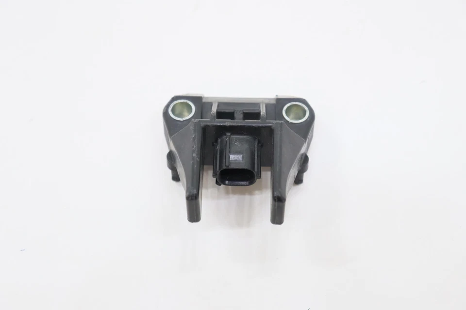 2013 - 2024 TOYOTA 4RUNNER ПЕРЕДНЯЯ ЛЕВАЯ ПОДУШКА БЕЗОПАСНОСТИ УДАР ДАТЧИК OEM 8917330160 - Изображение 2 из 4