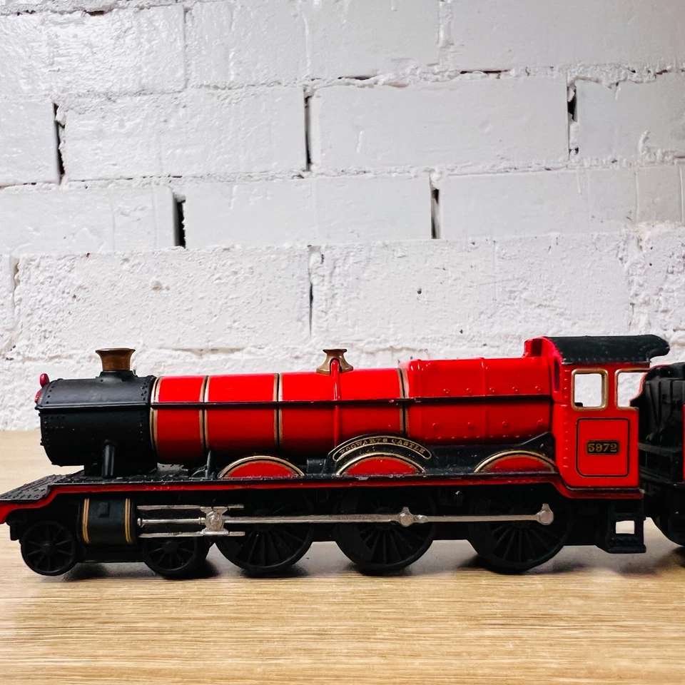 Corgi Junior Harry Potter Hogwarts Express Train Diecast Model Locomotive 20cm - Image 4 of 4