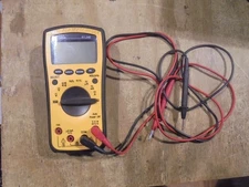 IDEAL 61-340 Test-Pro Multimeter Voltmeter Ohm meter Cat III 600 Volt With Leads