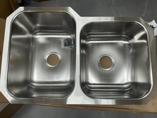 PROFLO Plomosa 31.75 x 20.5 Stainless Steel Double Bowl Undermount Kitchen Sink