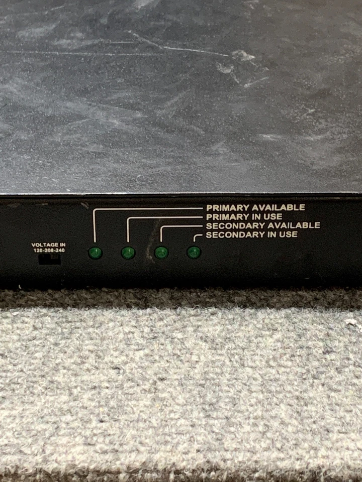 EATON T2235-F3-CFB15L 12-Outlets DUAL INPUT REDUNDANT  - Image 4 of 4