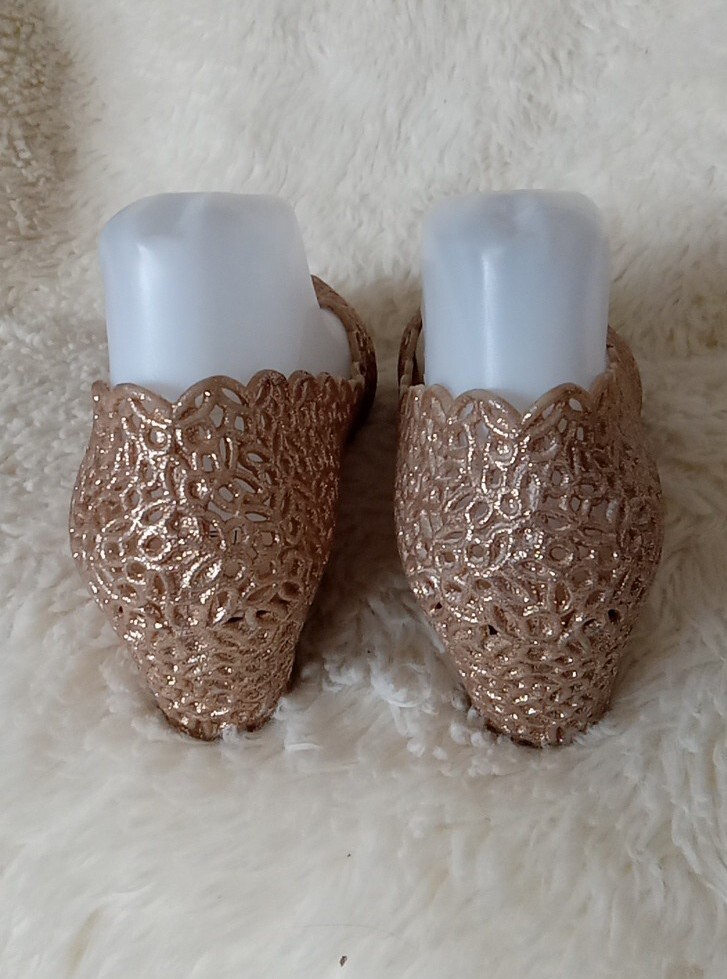 VICTORIA ADAMES Gold Glitter Jelly Platform Wedge Wom… Gem