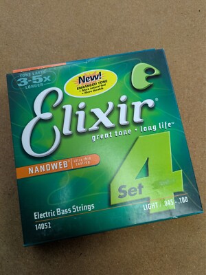 Elixir 14052 Nanoweb beschichtetes Bassgitarrensaiten-Set, leicht, 45-100, neuer alter Lagerbestand