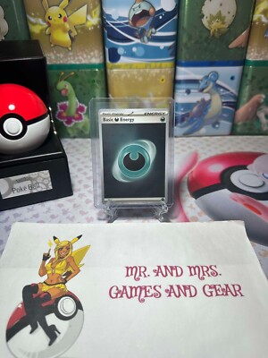 Pokémon TCG Basic Darkness Energy Scarlet & Violet SVEen 007 Cosmos Holo