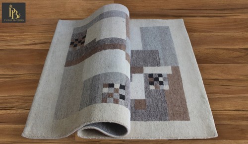 4.6x6.6 Natural Afghan hand knotted wool area rugs - Picture 4 of 5