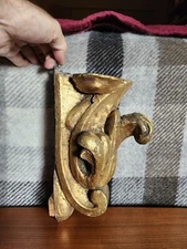 Tudor Era English Polychrome And Gilt Wood Bracket Circa 1540