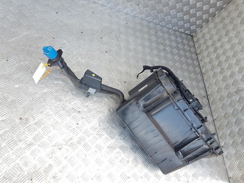 Audi A4 Adblue Tank 2.0 Diesel 4077103AD 2.0 Diesel B9 2015 - 2024 - Picture 14 of 20