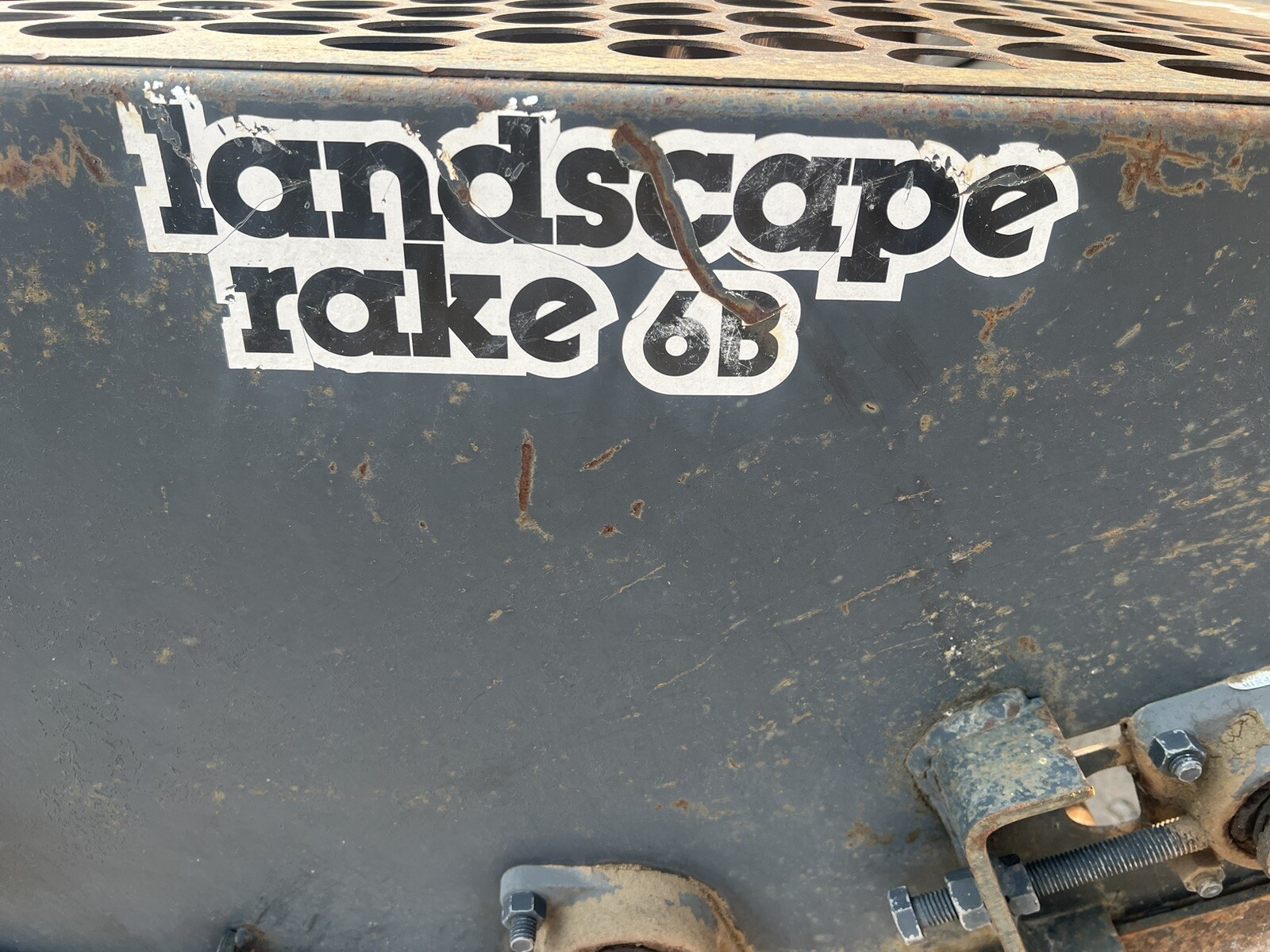 BOBCAT 6B LANDSCAPE RAKE ATTACHMENT FOR SKID STEERS, 72