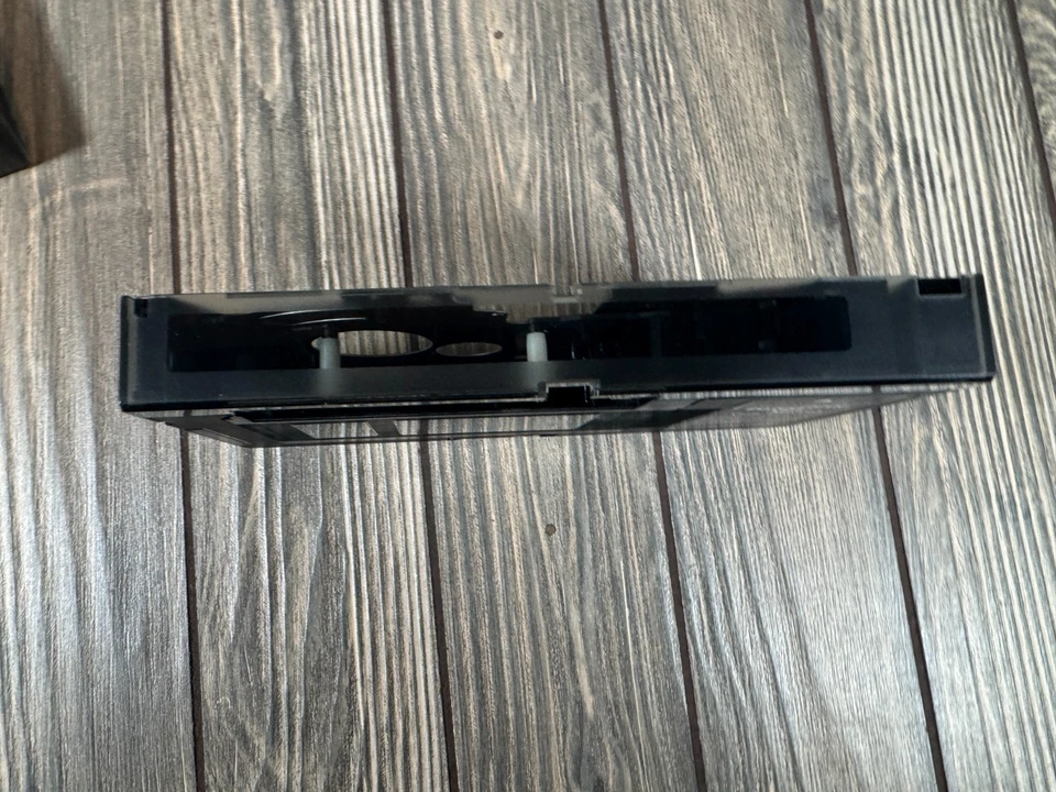 Convertidor adaptador motorizado Panasonic VHS PlayPak VCA115 VHS-C a VHS de colección Foto 4 de 4