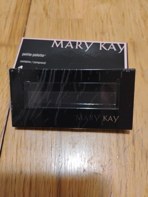 Mary Kay ~ Petite Palette / Refillable Compact (unfilled) ~ New in Box