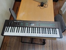 YAMAHA DX27 61-Key FM Digital Synthesizer LCD & Battery Replaced Japan