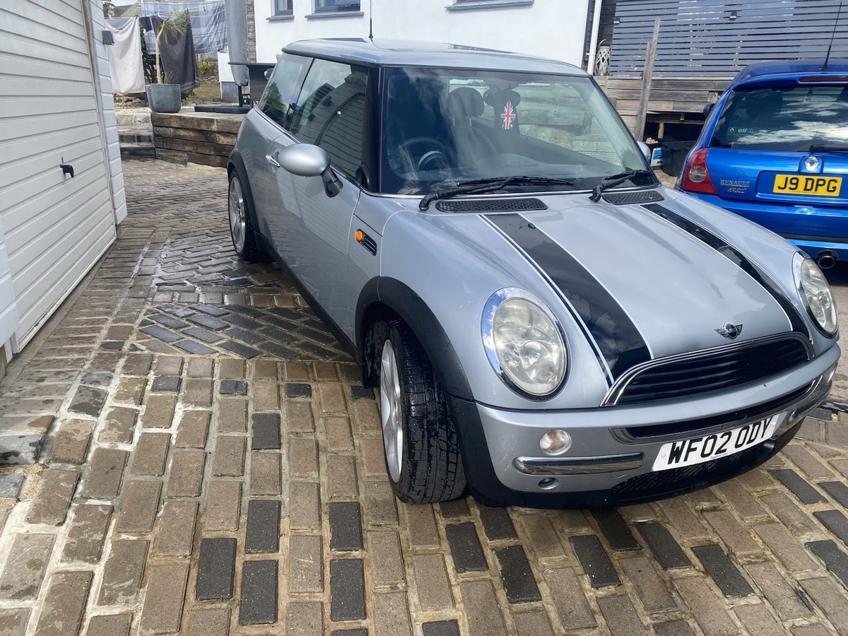Mini Hatch One 2001