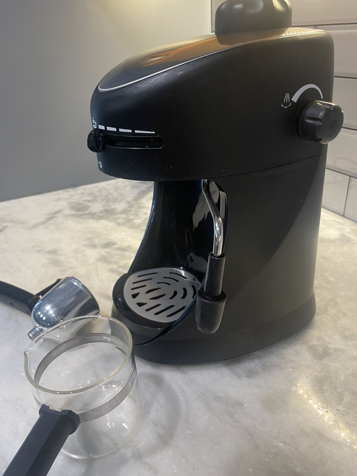 And Espresso Machine  Capresso 4-cup