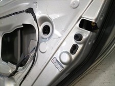 Porte arrière et accessoires Toyota AVENSIS