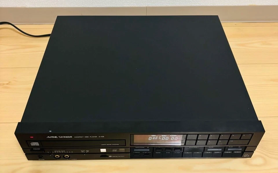 [Para piezas] Reproductor de discos compactos de CD ALPINE LUXMAN D-109 251108 Foto 2 de 4