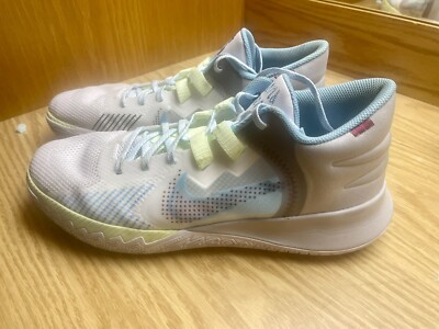 Nike Kyire Flytrap 5 1 World 1 People 2022 (11.5)