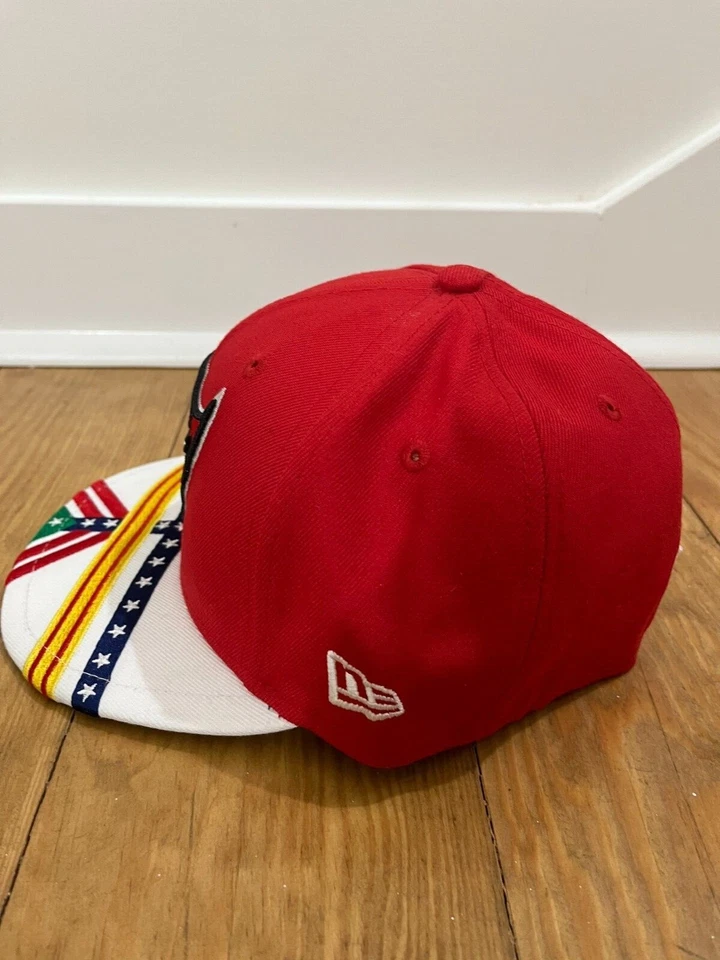 Sombrero Bandera Especial Tampa Bay Bucks Talla 7 1/8 Para Hombre ***(NUEVO EXCELENTE ESTADO)*** Foto 4 de 4