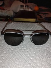 PILOT SUNGLASSES. U.S.A.