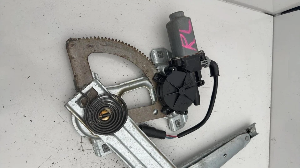 2000-2010 FORD F350 SD PICKUP Power Window Motor Ford Left - Image 2 of 4