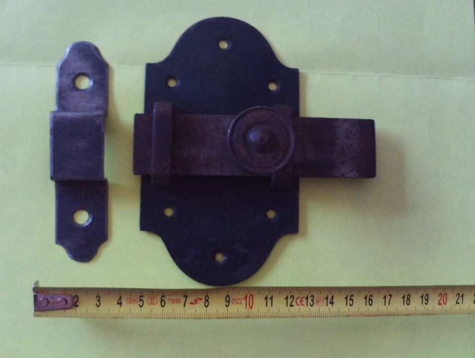 TARGETTE ANCIENNE - Photo 2/3