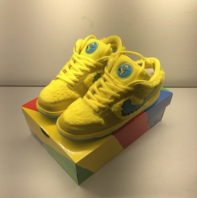 Nike Dunk Low SB x Grateful Dead Yellow Bear Size 10