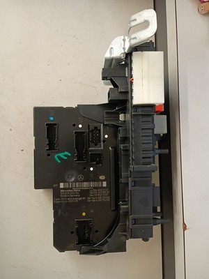 08-14 Mercedes W204 C250 C300 C350 Rear Sam Module Relay Fuse Box 5DK009225-34