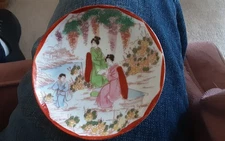VINTAGE 2 GESHIA GIRLS DESIGN SMALL 4.5 INCHES HAND PAINTED PLATE MADE IN JAPAN