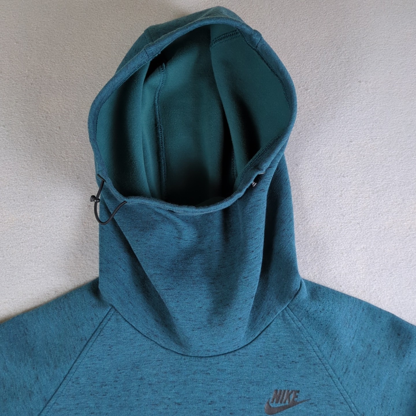 Nike Tech Fleece Hoodie Womens Small Green Pullover Thumb Holes Sweater Pockets thumbnail 4