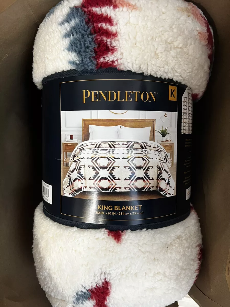 NEW Pendleton King Sherpa fleece blanket Bedding