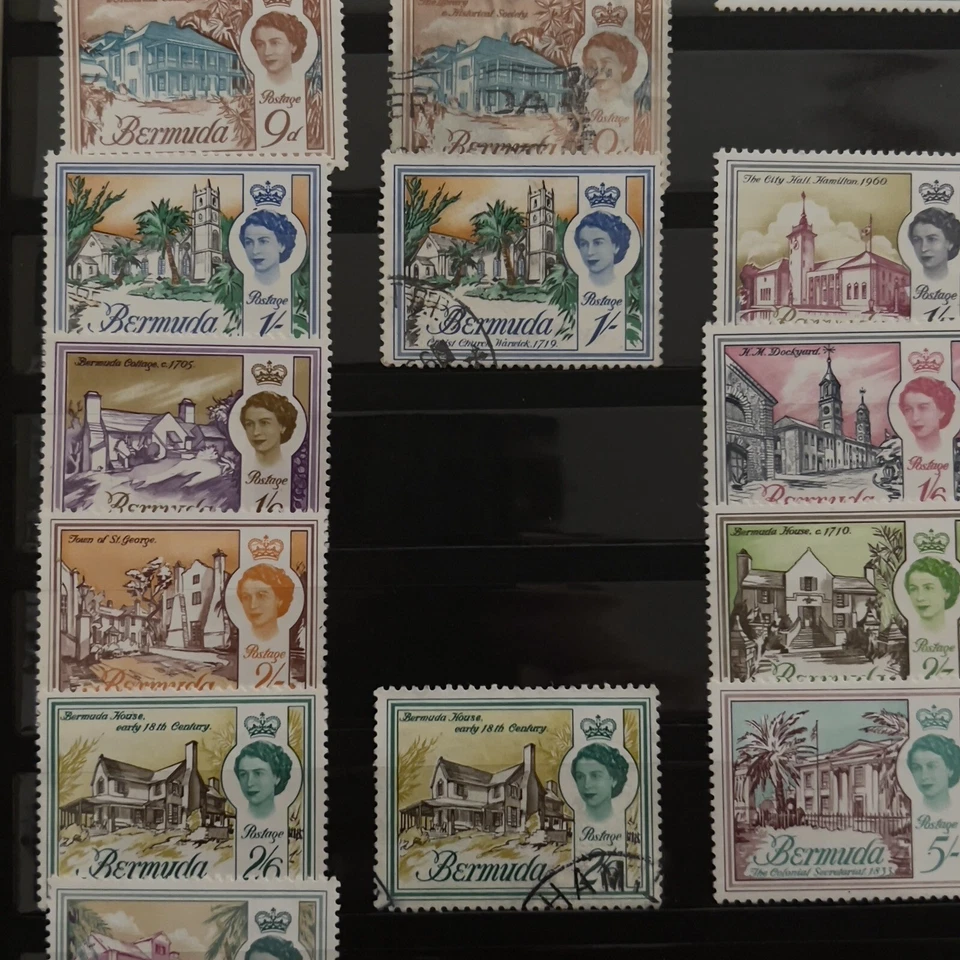 BERMUDA QUEEN ELIZABETH II STAMP LOT IN STOCK PAGE, SHORT SETS, CHURCHILL & MORE - Image 4 of 4