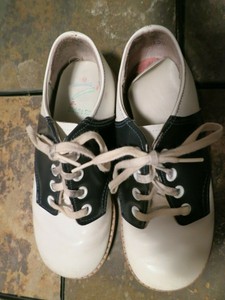 stride rite oxford shoes