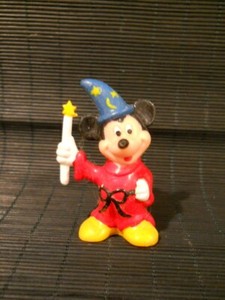 VINTAGE MICKEY MOUSE, 2- 1/2 " TALL, WALT DISNEY PRODUCTIONS FANTASIA SORCERER