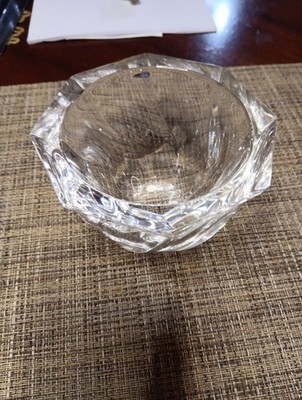 ORREFORS Sweden Thick Faceted Heavy Crystal Bowl Signed 5'' Diameter 3 1/2''H LN