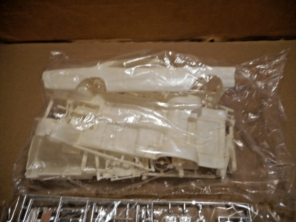 Vintage AMT '66 Galaxie 500XL #2204 Model Kit 1/25 Complete No Box ...