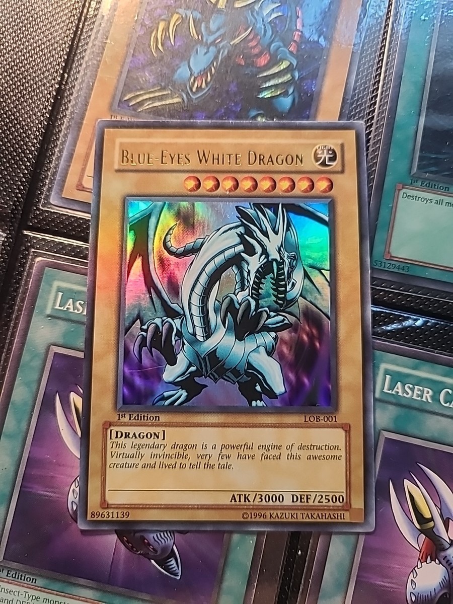 青眼の白龍　LOB-E001 1ST EDITION YUGIOH 1st Edition Legend Blue Eyes BLUE-EYES WHITE DRAGON LOB-001